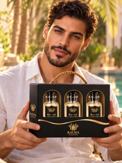 Homme tenant le Coffret Homme Racha
